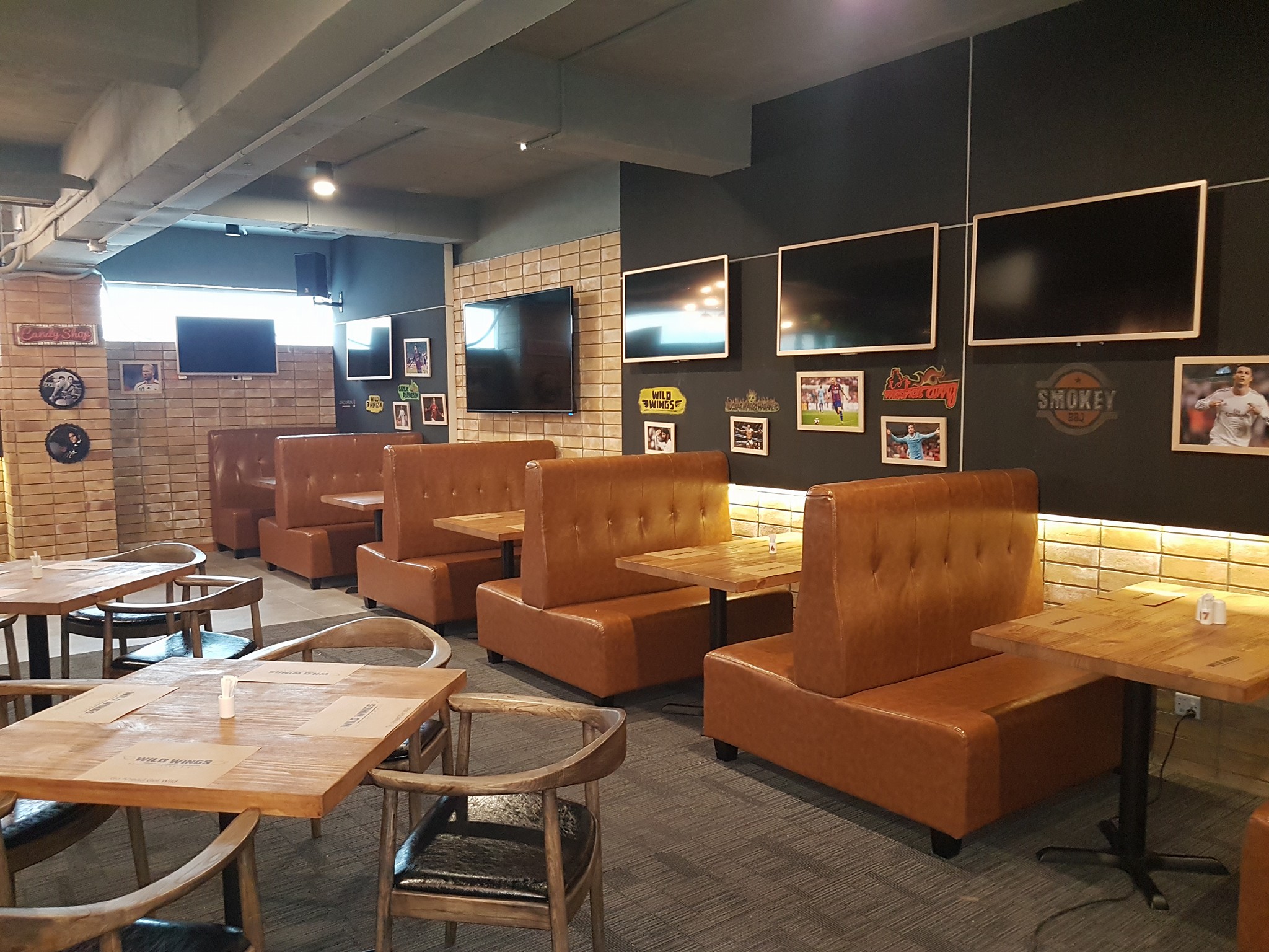 WILDS WINGS SPORTS LOUNGE F-7 ISLAMABAD Architect Layout Interior construction turnkey Project Winds International (10)